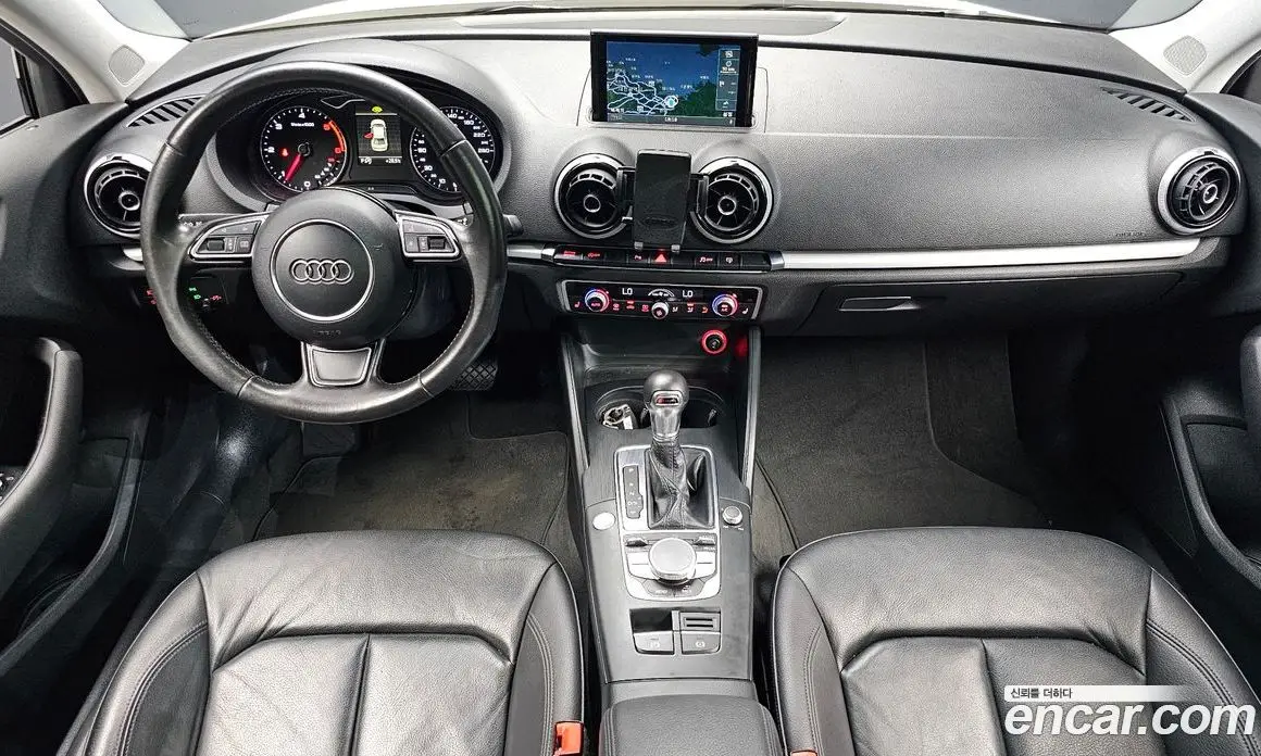 Audi A3 2015 2.0 автомат (гидро), фото 7
