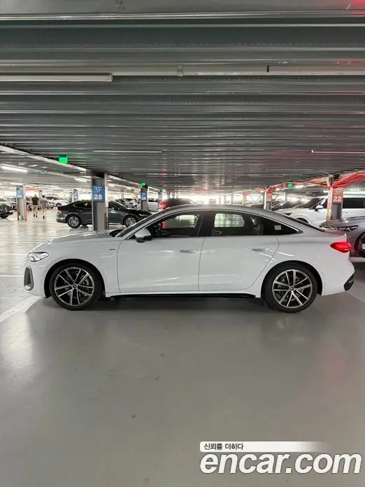 Audi A5 2025 2.0 автомат (гидро), фото 5