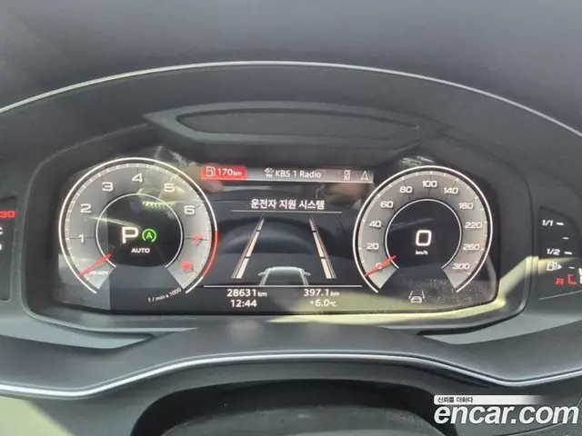 Audi A6 2021 2.0 автомат (гидро), миниатюра 11