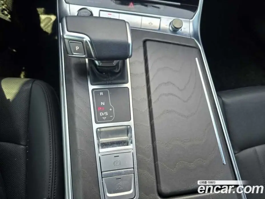 Audi A6 2021 2.0 автомат (гидро), фото 18