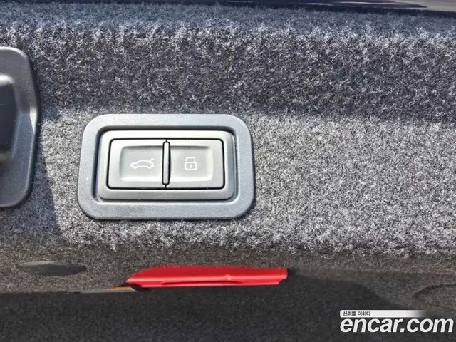 Audi A6 2021 2.0 автомат (гидро), миниатюра 7