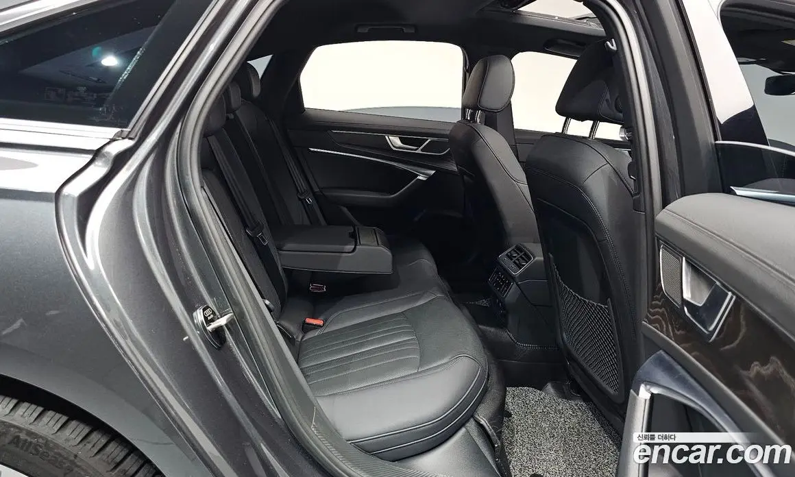 Audi A6 2022 2.0 автомат (гидро), фото 16