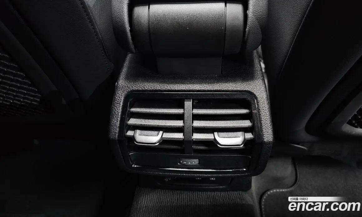 Audi Q3 2022 2.0 автомат (гидро), фото 17
