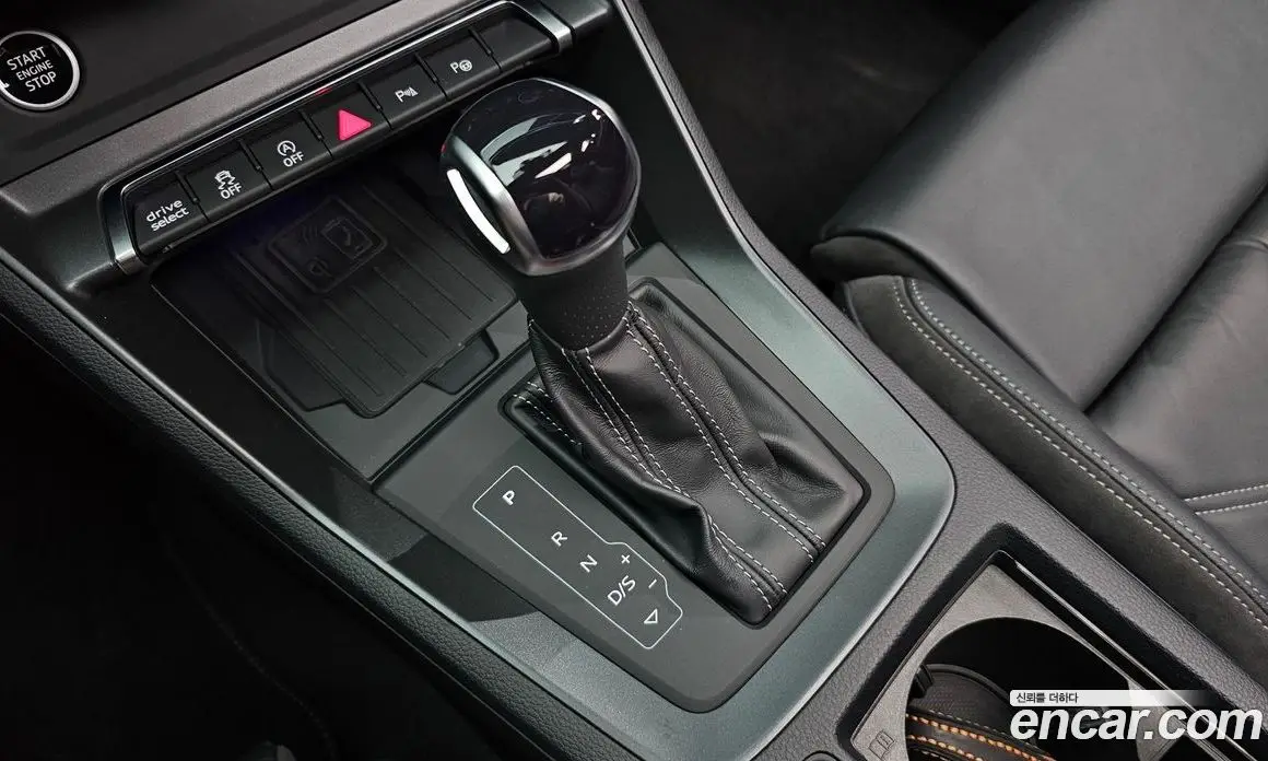 Audi Q3 2022 2.0 автомат (гидро), фото 9
