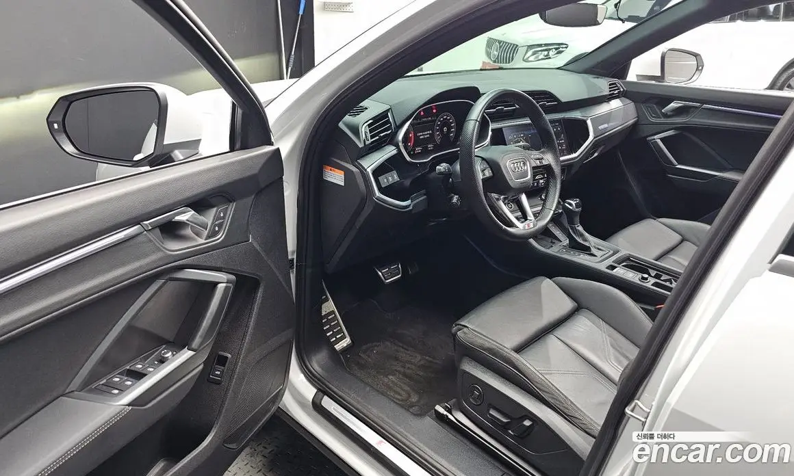 Audi Q3 2022 2.0 автомат (гидро), фото 10