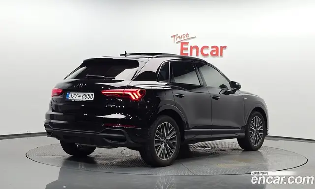 Audi Q3, 2025, 17 940 км