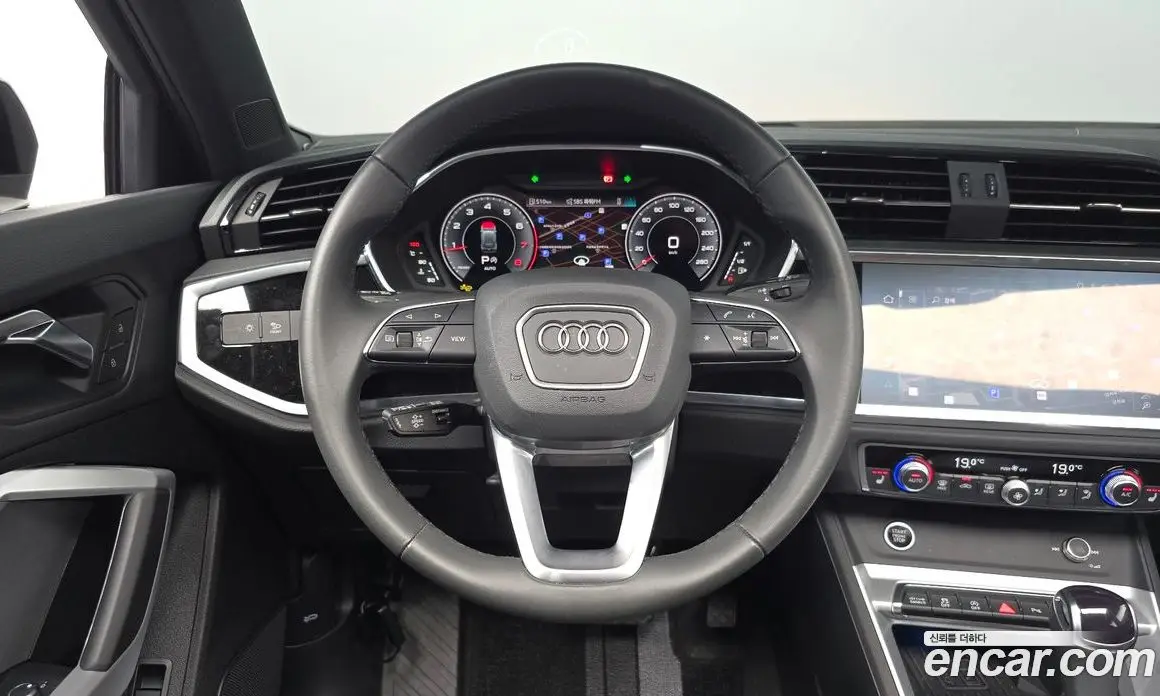 Audi Q3 2025 2.0 автомат (гидро), фото 18