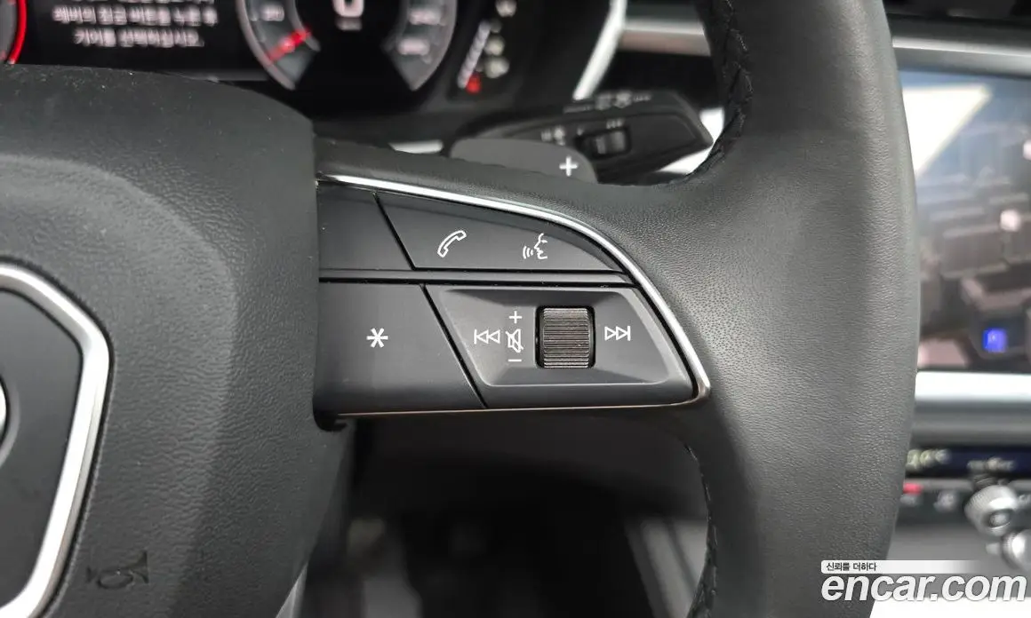 Audi Q3 2025 2.0 автомат (гидро), фото 30