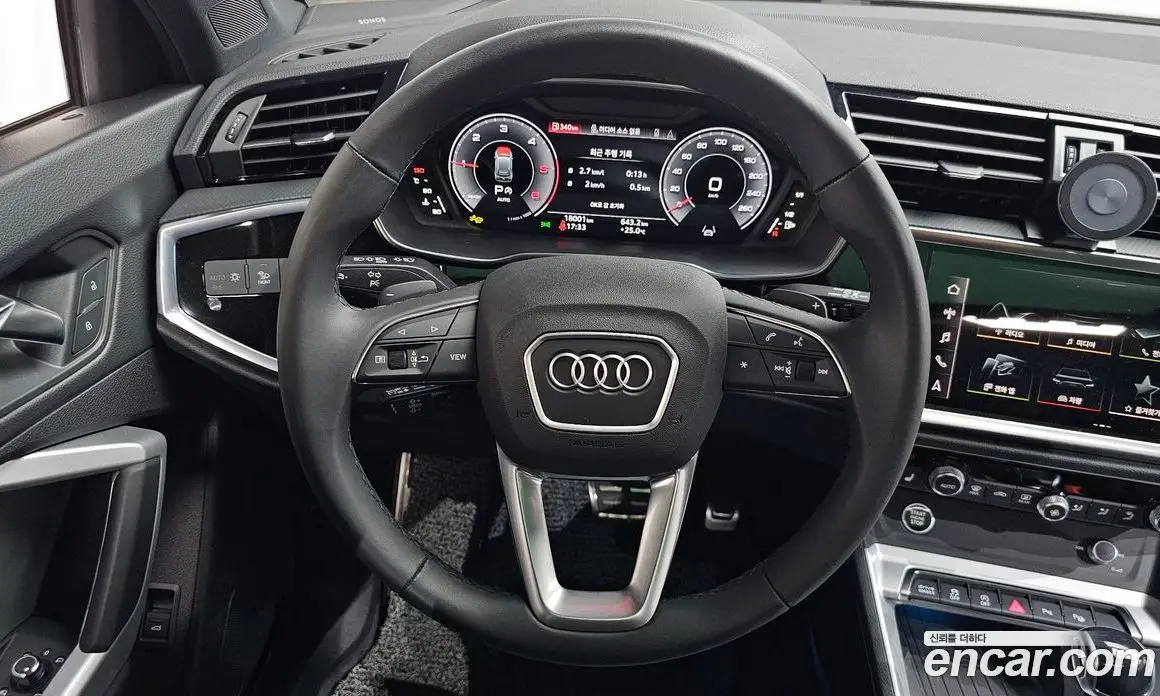 Audi Q3 2025 2.0 автомат (гидро), фото 18