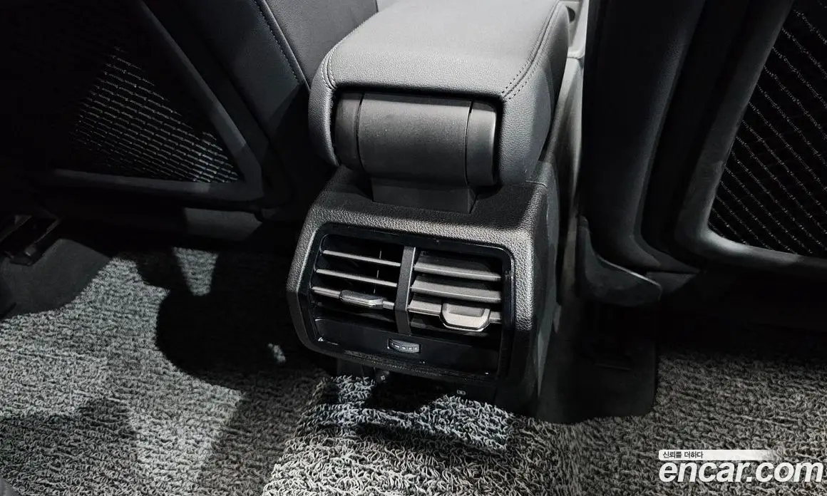 Audi Q3 2025 2.0 автомат (гидро), фото 30