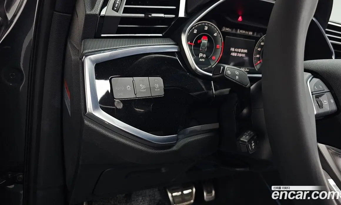 Audi Q3 2025 2.0 автомат (гидро), фото 32