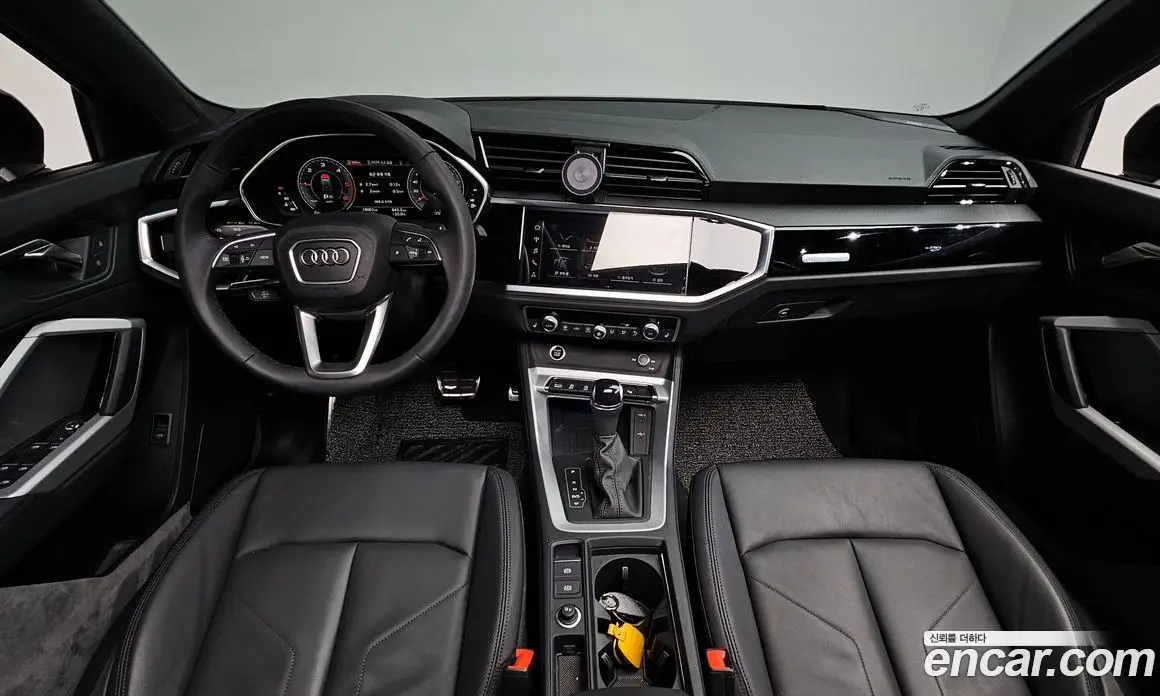 Audi Q3 2025 2.0 автомат (гидро), фото 9