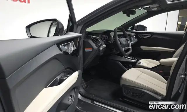 Audi Q4 e-tron 2026 0.2 автомат (гидро), миниатюра 12
