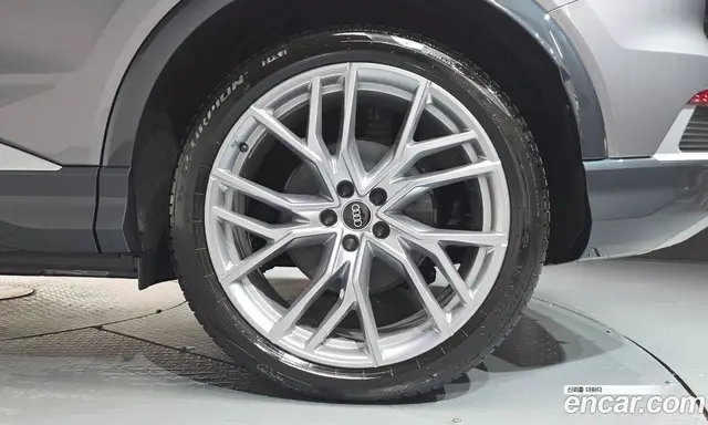 Audi Q4 e-tron 2026 0.2 автомат (гидро), миниатюра 6