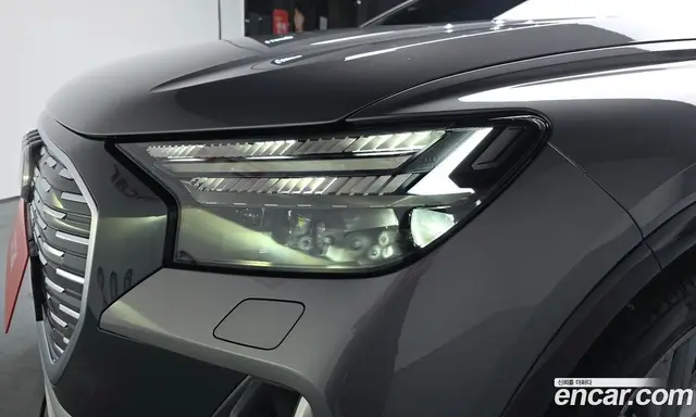 Audi Q4 e-tron 2026 0.2 автомат (гидро), миниатюра 7