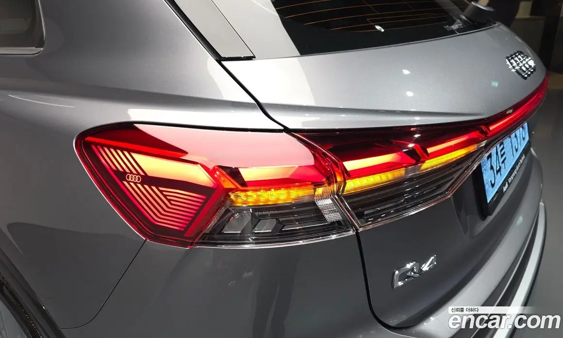Audi Q4 e-tron 2026 0.2 автомат (гидро), фото 8