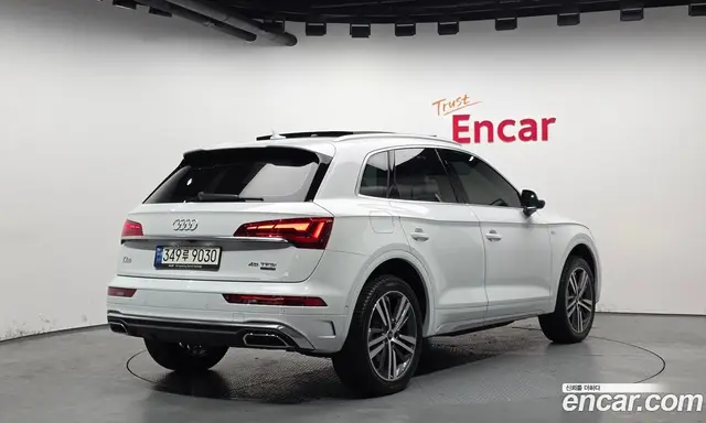 Audi Q5 2022 2.0 автомат (гидро), миниатюра 2