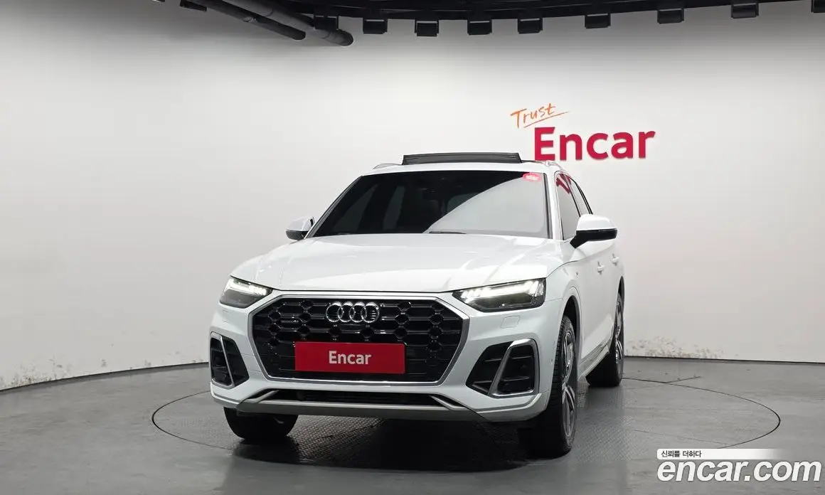 Audi Q5 2022 2.0 автомат (гидро), фото 3