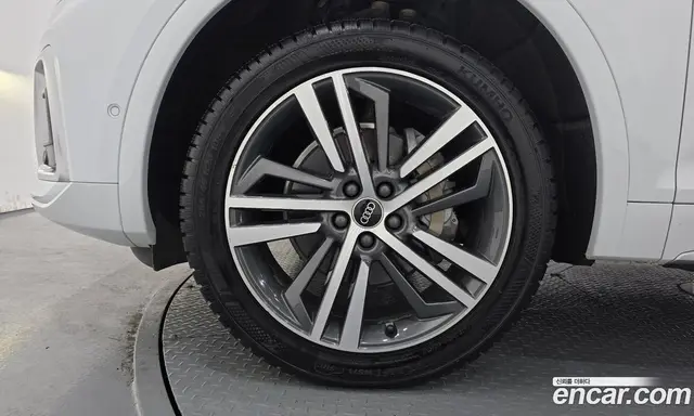 Audi Q5 2022 2.0 автомат (гидро), миниатюра 5