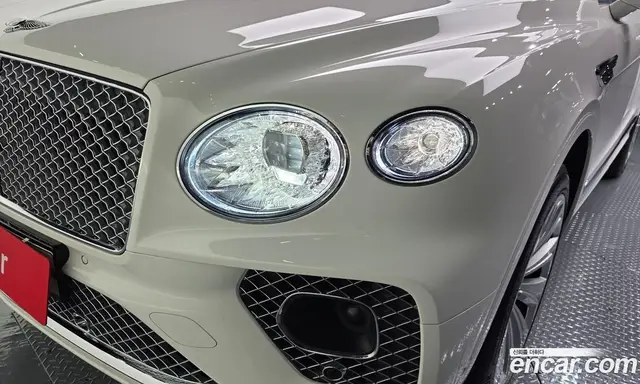 Bentley Bentayga 2022 4.0 автомат (гидро), миниатюра 8 Bentley Bentayga 2022 4.0 автомат (гидро), миниатюра 8