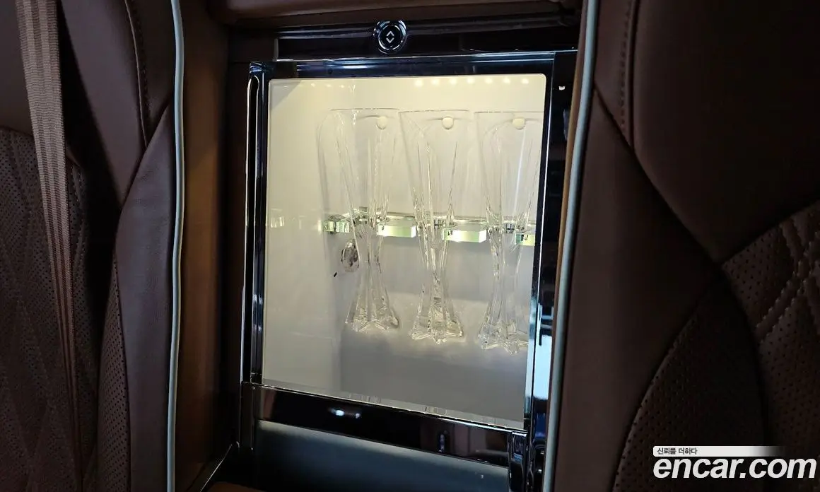Bentley Mulsanne 2018 6.8 автомат (гидро), фото 32 Bentley Mulsanne 2018 6.8 автомат (гидро), фото 32