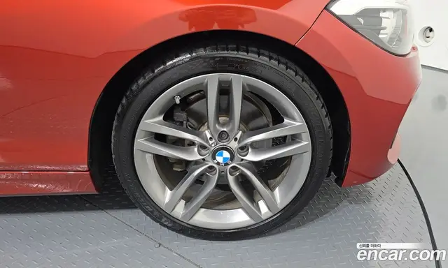 BMW 1 серия 2018 2.0 автомат (гидро), миниатюра 7