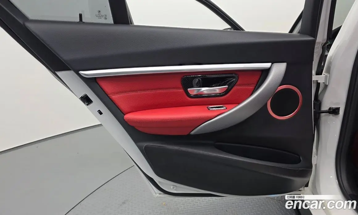BMW 3 серия 2018 2.0 автомат (гидро), фото 15