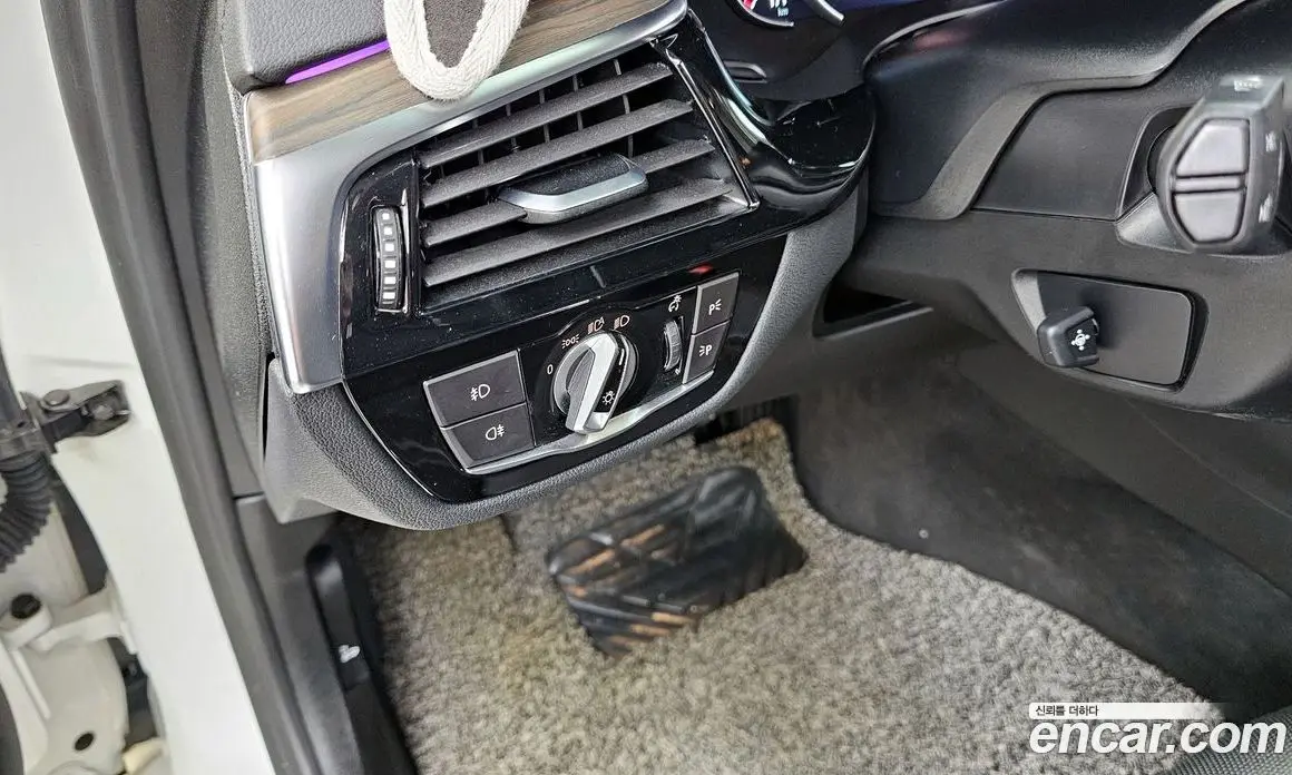BMW 5 серия 2018 2.0 автомат (гидро), фото 29