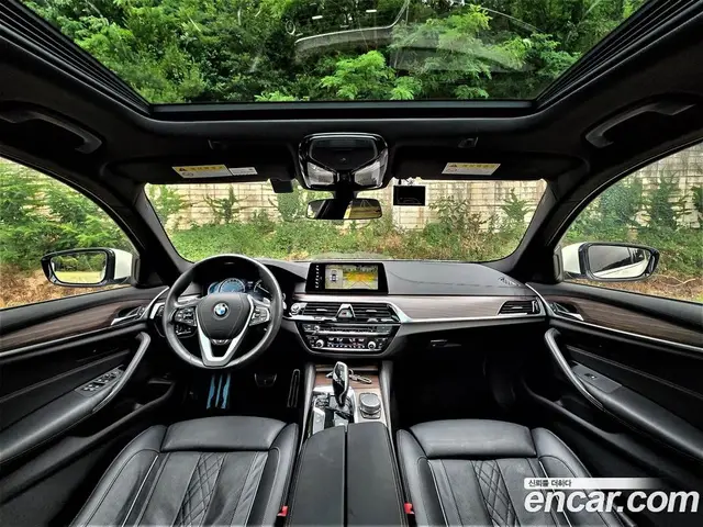 BMW 5 серия 2018 2.0 автомат (гидро), миниатюра 7
