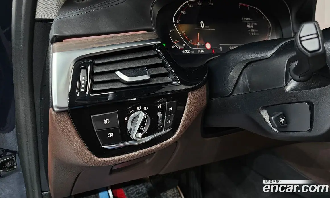 BMW 5 серия 2020 2.0 автомат (гидро), фото 27