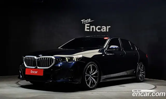 BMW 5 серия, 2023, 26 325 км