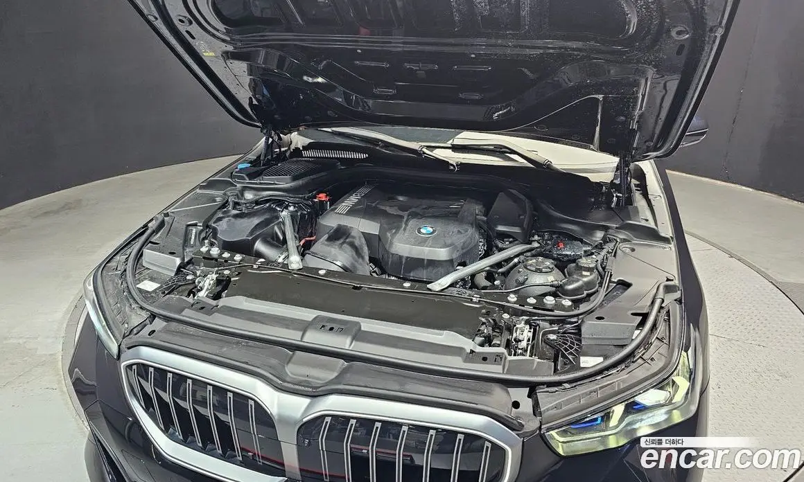 BMW 5 серия 2023 2.0 автомат (гидро), фото 6