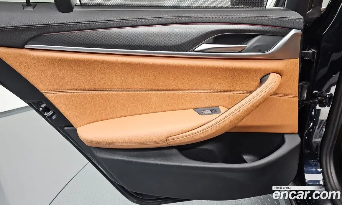 BMW 5 серия 2023 2.0 автомат (гидро), фото 15