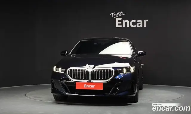 BMW 5 серия 2025 2.0 автомат (гидро), миниатюра 3