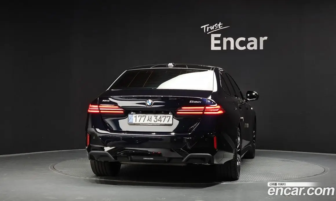 BMW 5 серия 2025 2.0 автомат (гидро), фото 4
