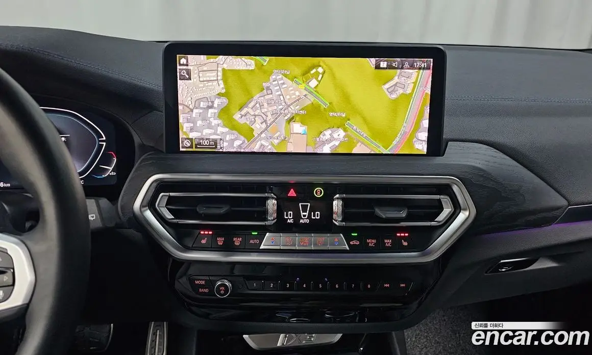BMW iX3 2024 0.2 автомат (гидро), фото 15
