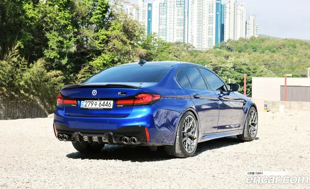 BMW M5 2020 4.4 автомат (гидро), миниатюра 2