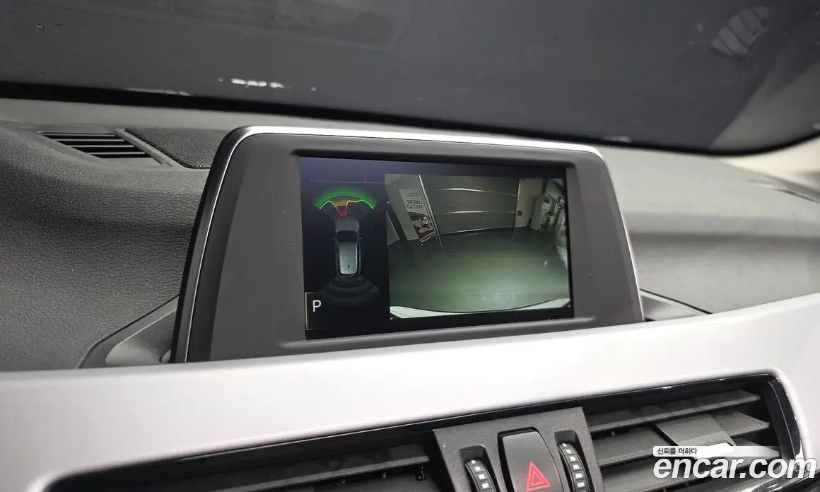 BMW X1 2018 2.0 автомат (гидро), фото 21