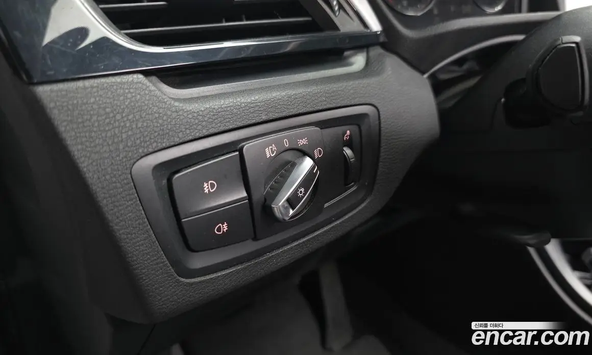 BMW X1 2018 2.0 автомат (гидро), фото 30