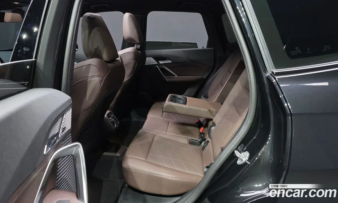 BMW X1 2023 2.0 автомат (гидро), фото 15