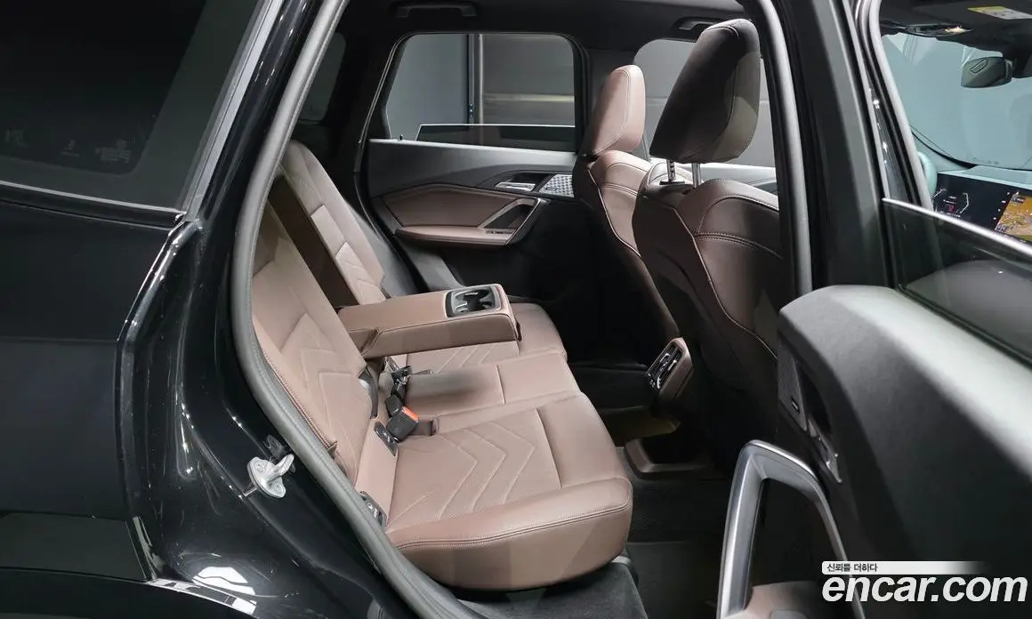 BMW X1 2023 2.0 автомат (гидро), фото 17