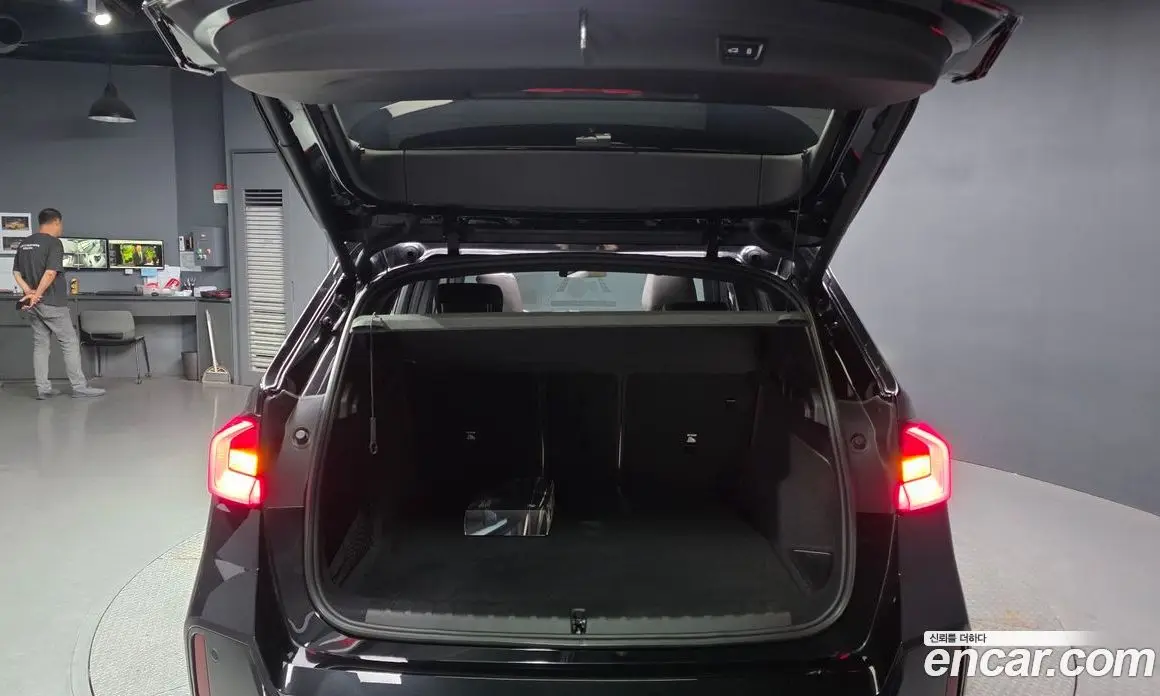 BMW X1 2023 2.0 автомат (гидро), фото 25