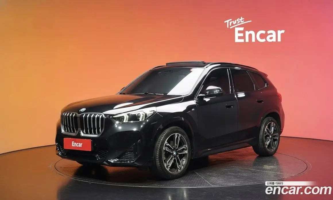 BMW X1 2023 2.0 автомат (гидро), фото 36
