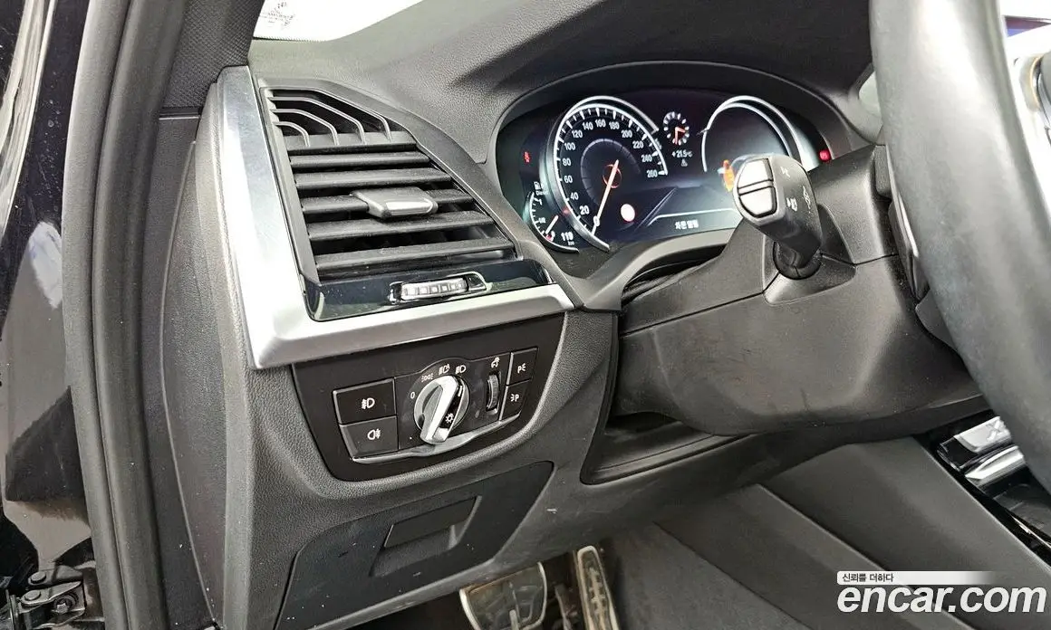 BMW X3 2018 2.0 автомат (гидро), фото 28