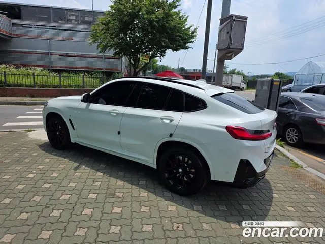 BMW X4 2022 2.0 автомат (гидро), миниатюра 2