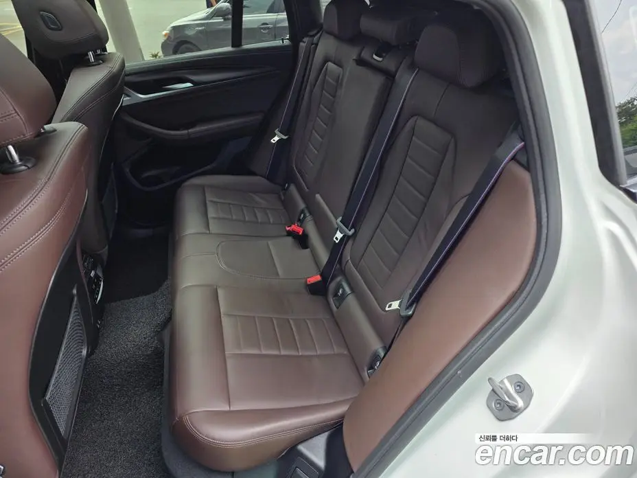 BMW X4 2022 2.0 автомат (гидро), фото 10