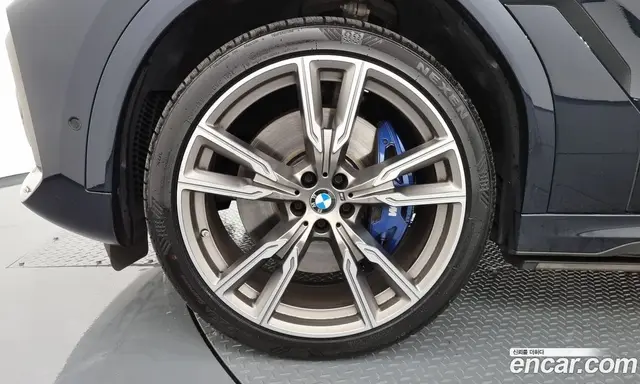 BMW X6 2021 4.4 автомат (гидро), миниатюра 5