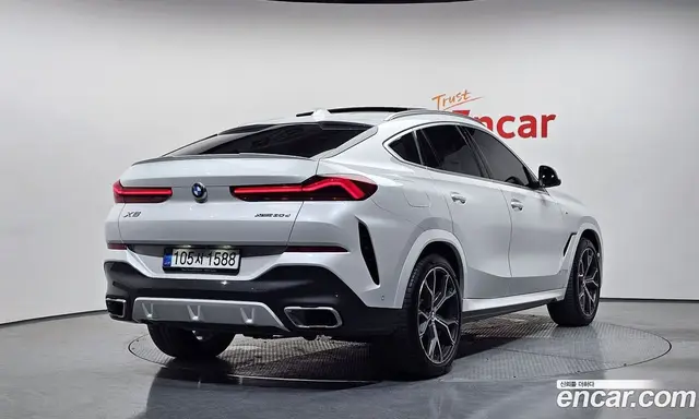 BMW X6, 2023, 19 816 км