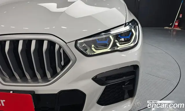 BMW X6 2023 3.0 автомат (гидро), миниатюра 7
