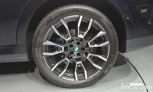 BMW X6 2023 3.0 автомат (гидро), миниатюра 7
